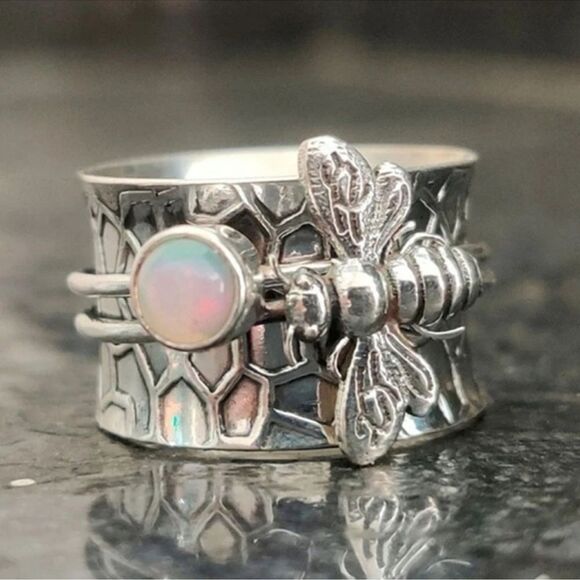 Dragonfly White Stone Silver Tone Wide Band Ring Size 8 NWT - Picture 1 of 3